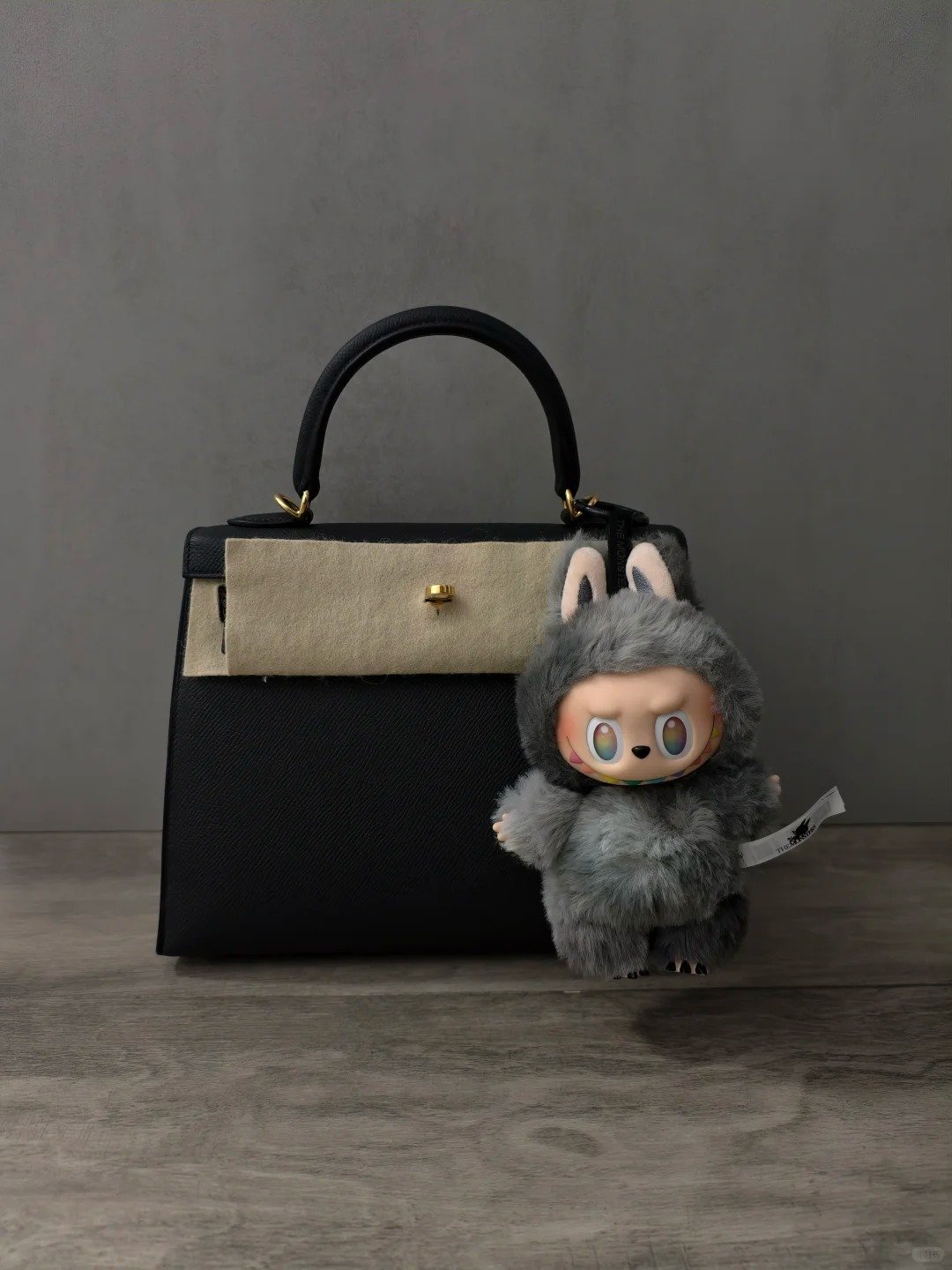 (labubu v3)high energy series – true self – rainbow teeth labubu(secret edition)